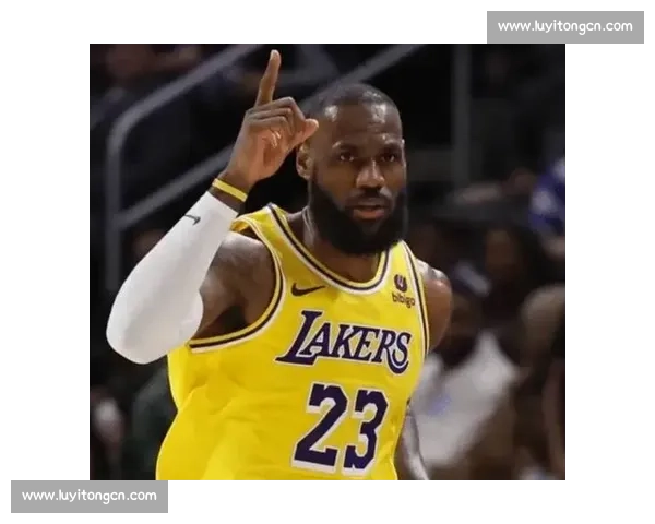 欧文再爆争议言论！詹姆斯无奈回应，球迷：湖人王朝梦碎