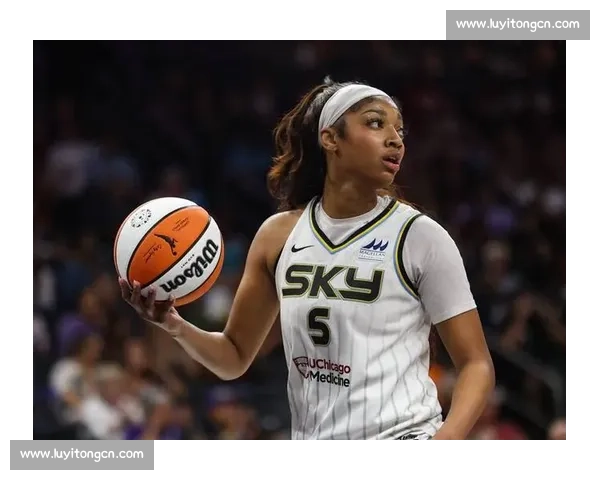 阿贾创 WNBA 历史!三次 25+15+5 成第一人 阿贾创 WNBA 历史!三次 25+15+5 成第一人